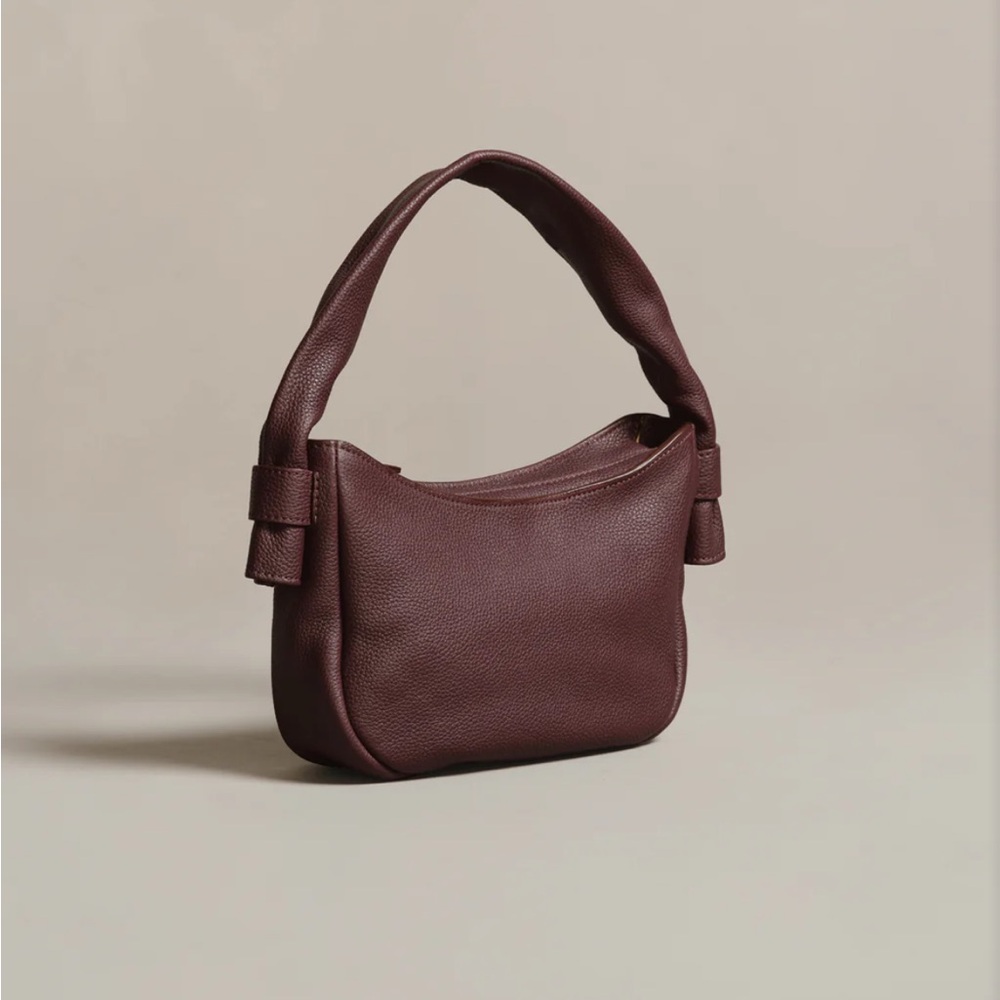 NWT! JENNI KAYNE Loren Shoulder Bag in Bordeaux